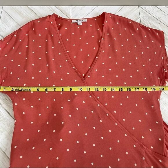 Madewell Wrap polka dot Top size Small - Picture 7 of 9